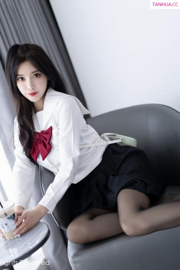 杨晨晨 sugar小甜心CC [XiuRen]高清写真图 2022.11.08 No.5823 杨晨晨Yome第27张图片
